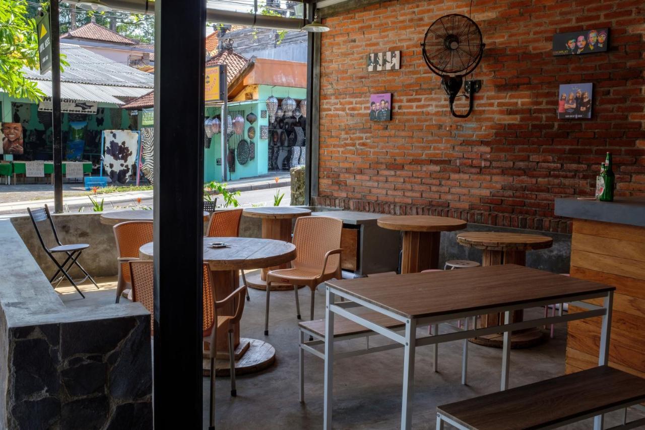 Kumpul Hostel Kuta Legian  Luaran gambar